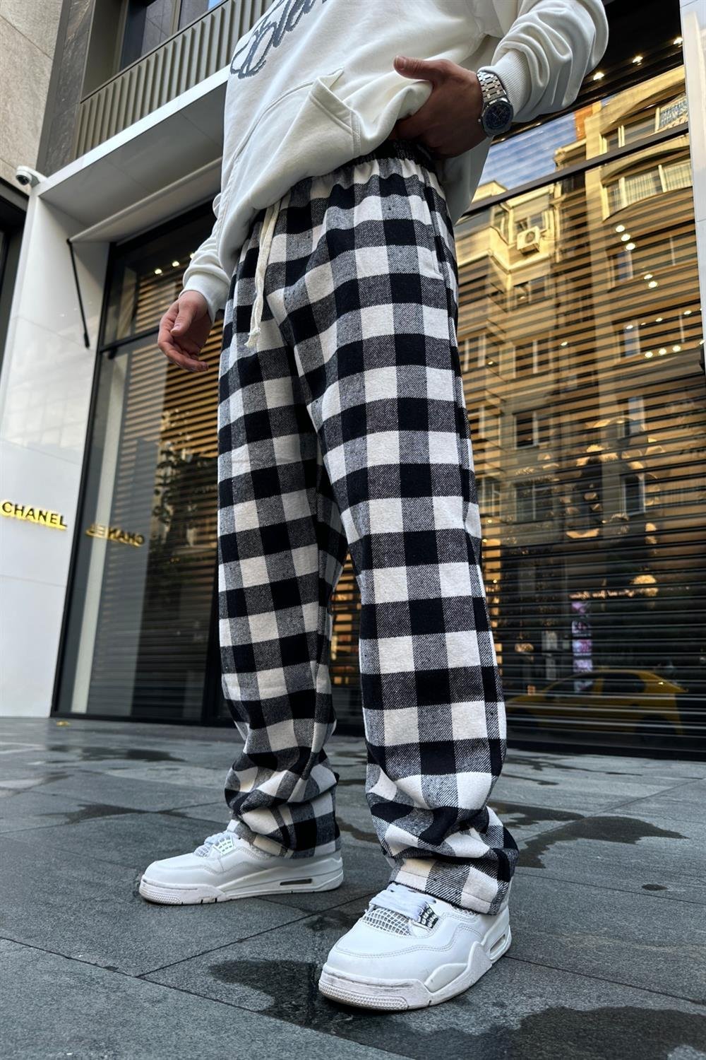 Plaid Textured Loose Straight Trousers