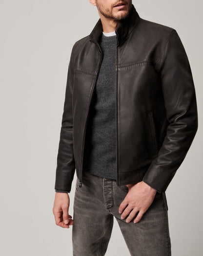 Stylish Brown Jacket for Men - Perfect for Casual and Outdoor Adventures