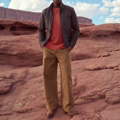 Stylish Brown Jacket for Men - Perfect for Casual and Outdoor Adventures